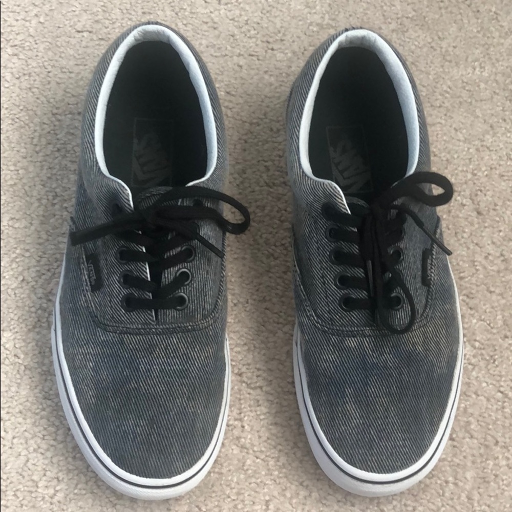 Vans Women's Gray Canvas Sneakers